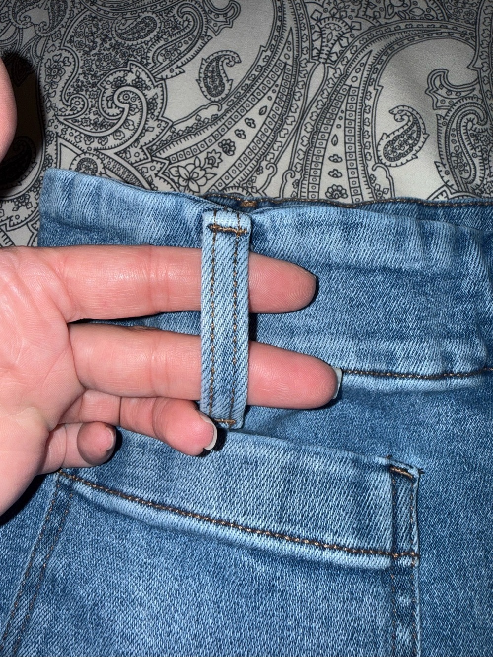 LC Lauren Conrad Faded Blue Denim High Waisted Shorts with Patch Pockets - Picture 4 of 8